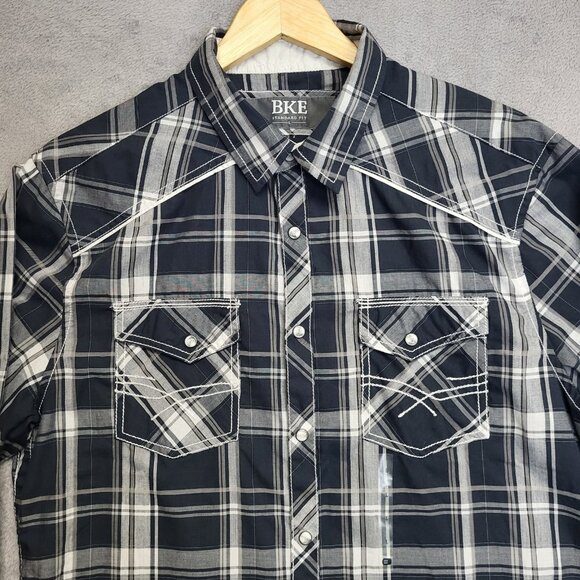 BKE Shirt Mens Large Navy Gray Plaid Standard Fit Pearl Snap Western Cowboy - Picture 2 of 10